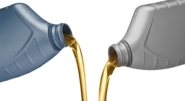 Synthetic vs. Traditional Motor Oil: The Ultimate Comparison