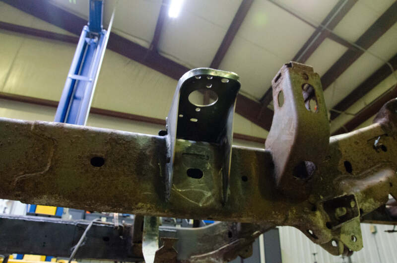 RustBuster 09-18 Ram Rear Cab Mount - Right