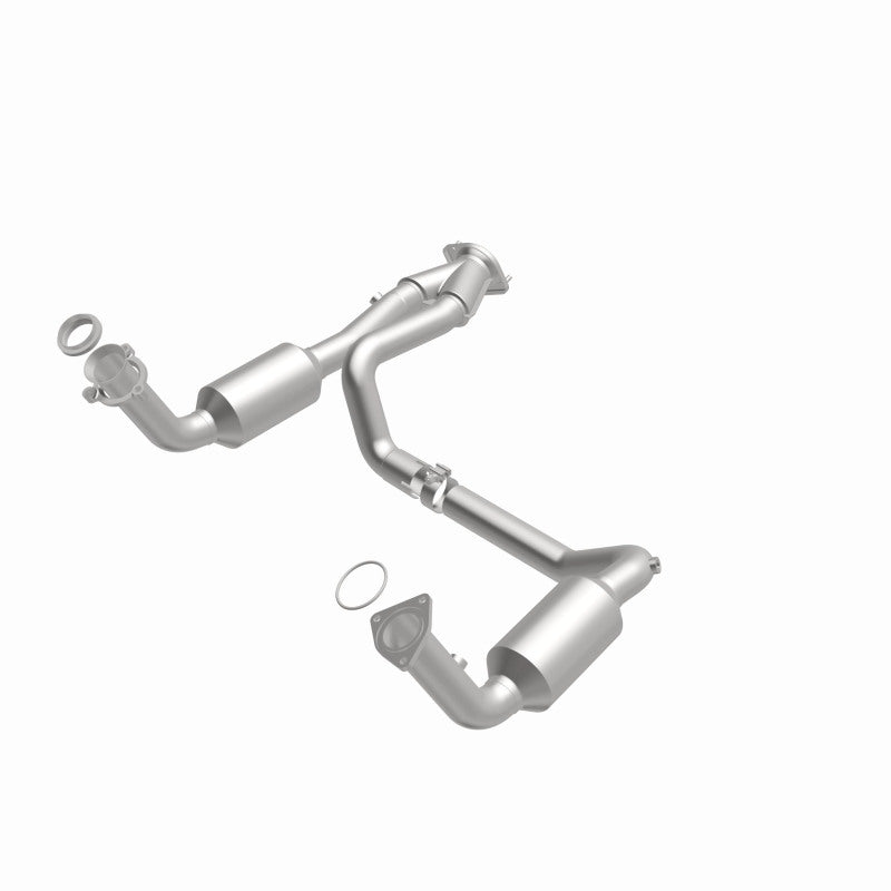 MagnaFlow 04-06 Chevrolet Silverado 1500 5.3L Direct Fit Catalytic Converter