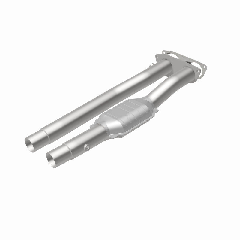 MagnaFlow 96-99 Chevy C2500 Suburban 7.4L Direct Fit Converter