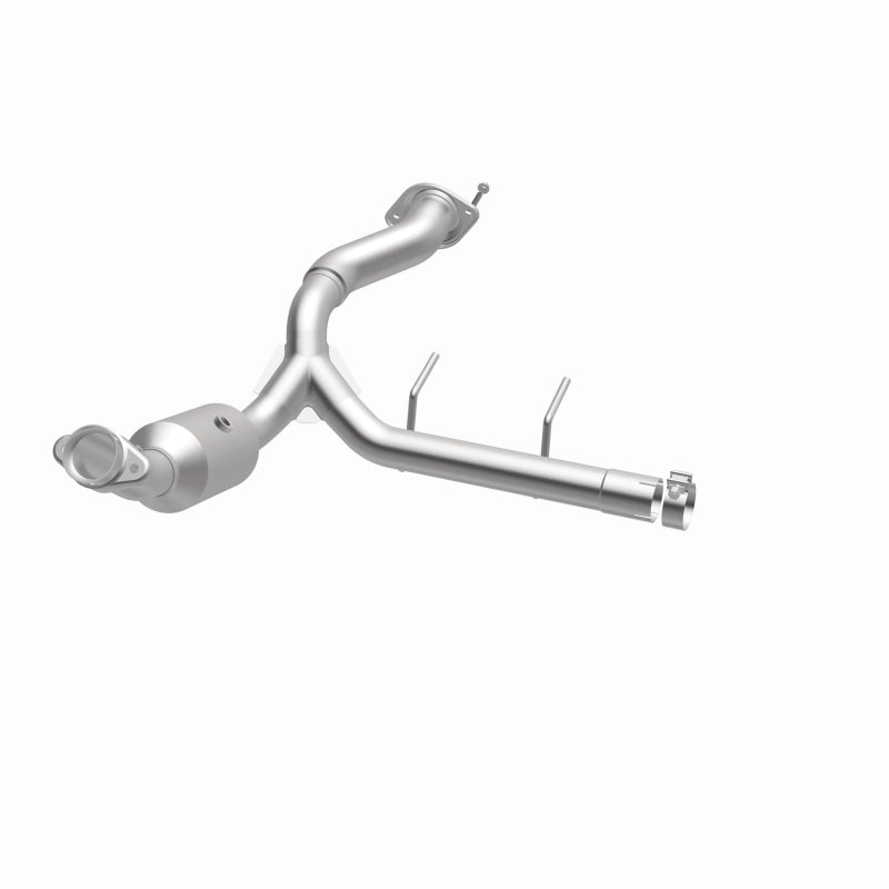 MagnaFlow 2021 Ford F-150 Right Underbody 5L Direct Fit Converter