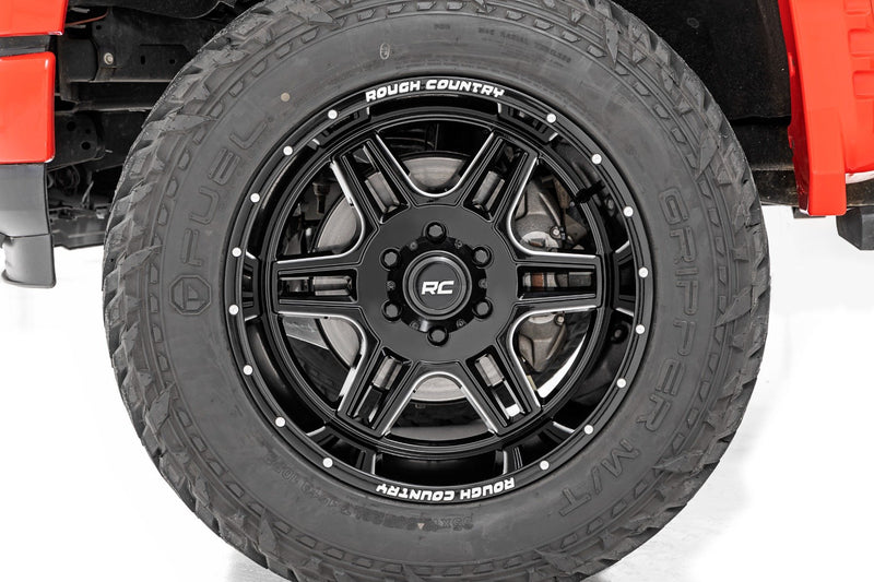 Rough Country 92 Series Wheel | Machined One-Piece | Gloss Black | 18x9 | 6x5.5 | +18mm