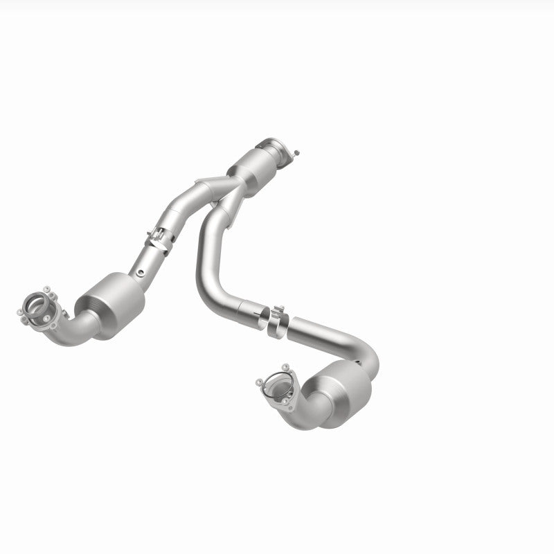 MagnaFlow 12-20 Chevrolet Express 4500 Underbody 6.0L Direct Fit Catalytic Converter