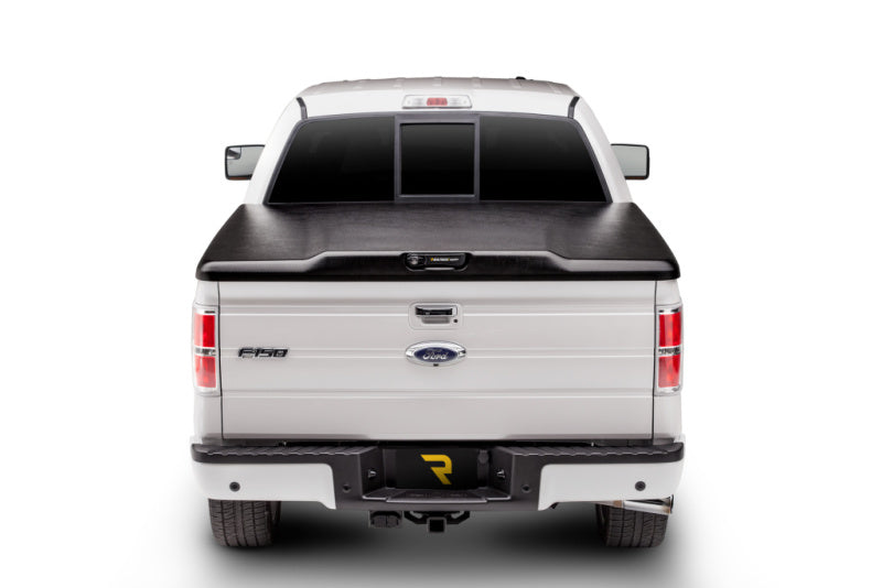 Undercover 22-26 Chevy Silverado 6.7ft Bed Elite Bed Cover - Textured Black