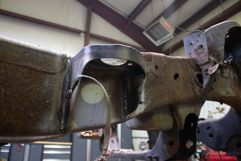 Rustbuster Front Cab Mount Right Side