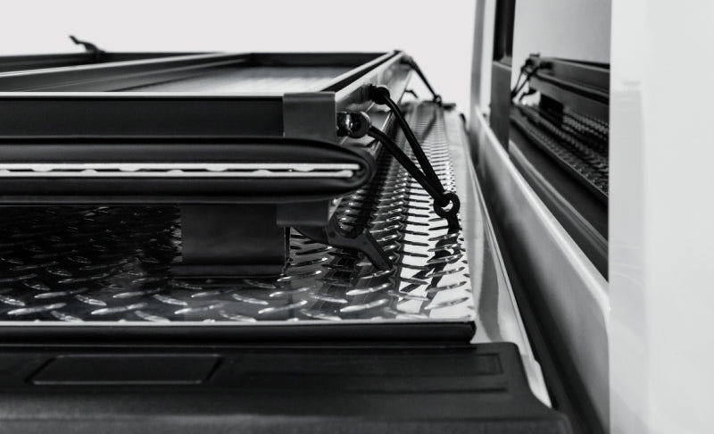 Access LOMAX Tri-Fold Cover 04-14 Ford F-150 6ft 6in Bed - Carbon Fiber Finish