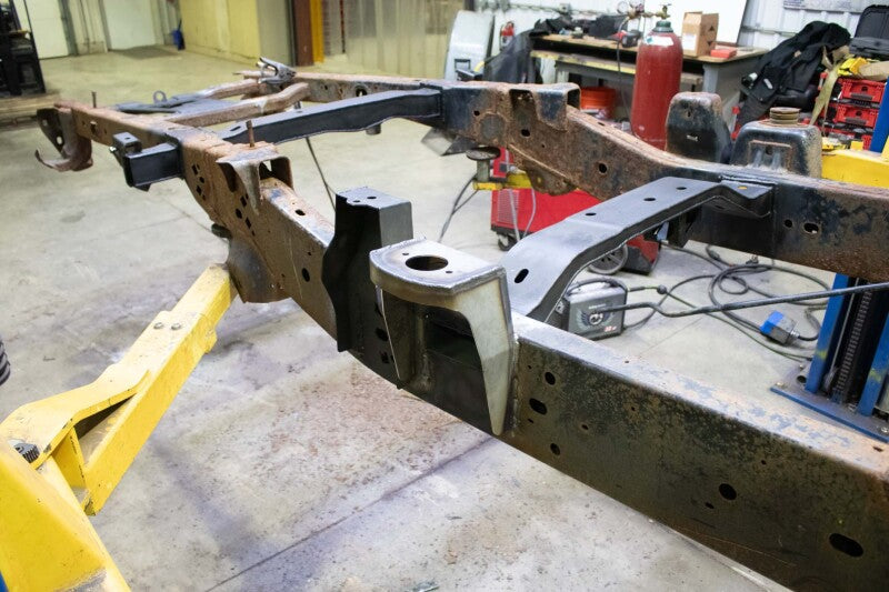 Rust Buster 09-14 Ford F150 Single Cab Rear Cab Mount