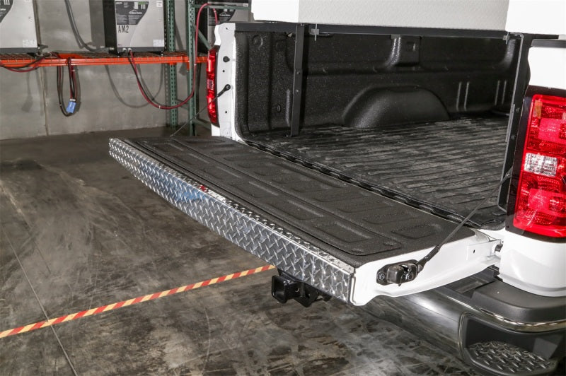 Dee Zee 99-07 Chevrolet Silverado Tailgate Protector Cap Brite-Tread