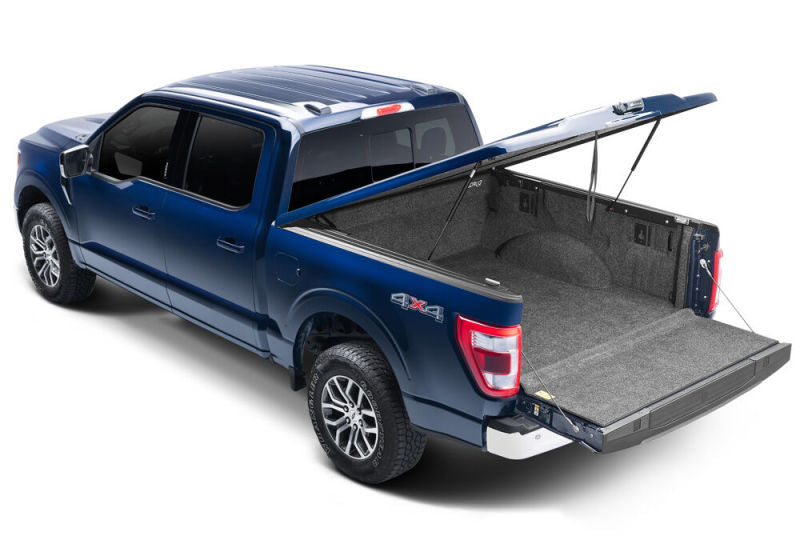 UnderCover 2022 Ford Lightning + 23-24 Ford F-150 5.5 ft Short Bed Tonneau Cover