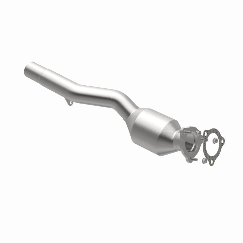 MagnaFlow 10-11 Cayenne V8 4.8 OEM Underbody Direct Fit Converter