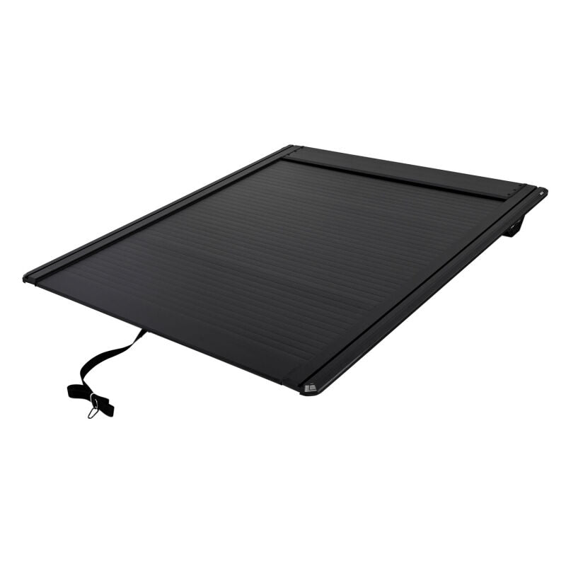 Westin 19-26 GM Silverado/Sierra 2500/3500 6ft 6in Bed Manual Retractable Tonneau Cover - Black