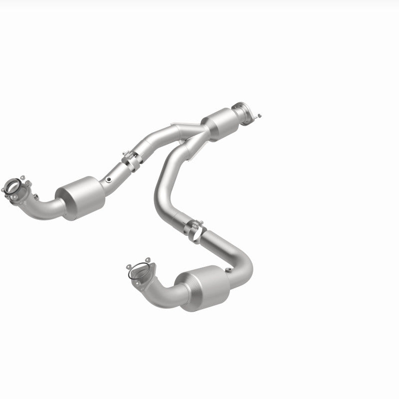 MagnaFlow 12-20 Chevrolet Express 4500 Underbody 6.0L Direct Fit Catalytic Converter