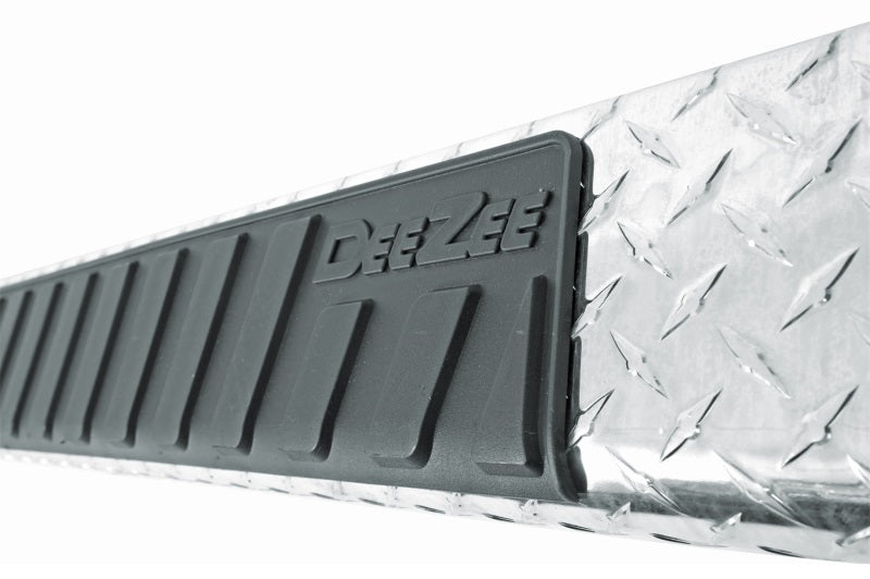 Dee Zee Universal Tubes - 6In Oval - Brite Tread Aluminum (ExtCab)