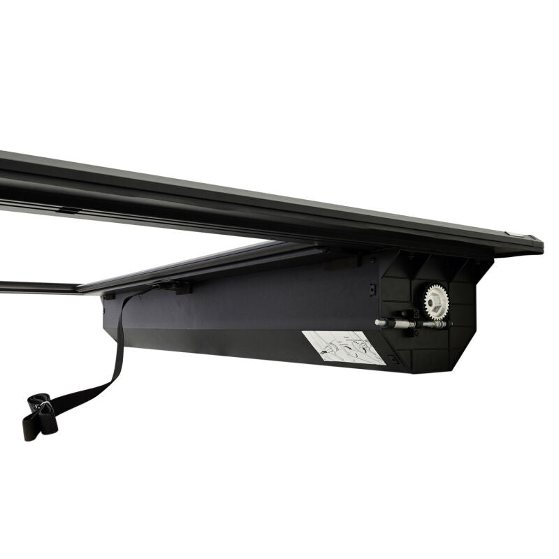 Westin 19-26 GM Silverado/Sierra 2500/3500 6ft 6in Bed Manual Retractable Tonneau Cover - Black