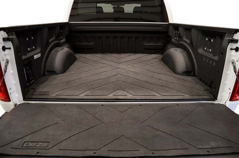 Dee Zee 15-23 Ford F150 Heavyweight Bed Mat - Custom Fit 5 1/2Ft Bed (X Pattern)