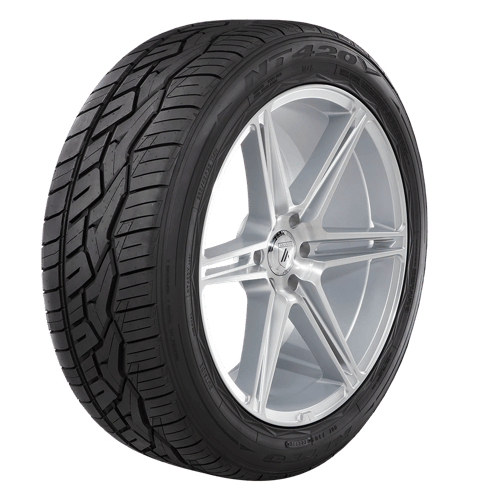 NT420V 275/40R20 106W XL 28.6
