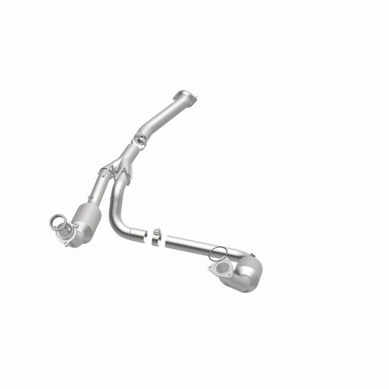MagnaFlow 04-05 Chevrolet Express 1500 5.3L Direct Fit Converter