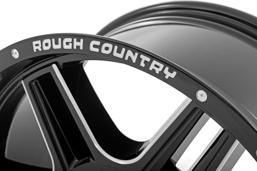 Rough Country 92 Series Wheel | Machined One-Piece | Gloss Black | 18x9 | 6x135 | +0mm