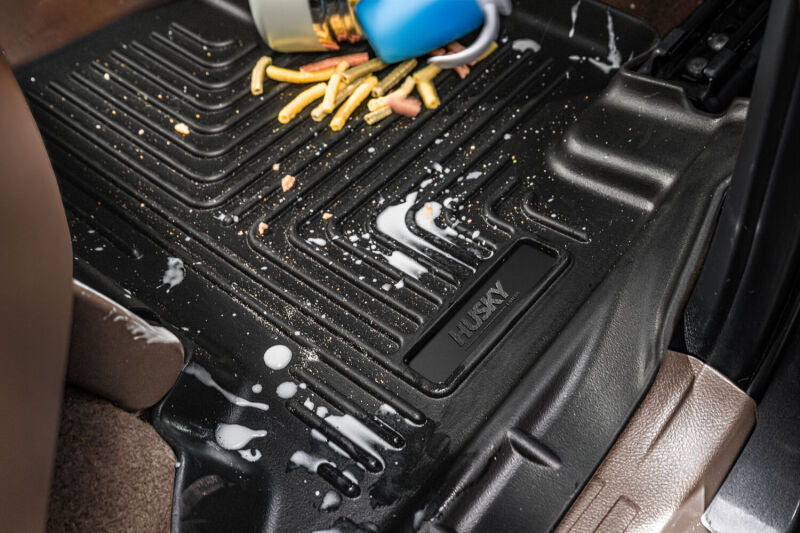 Husky Liners 26-26 Kia Sportage Weatherbeater Cargo Liner - Black
