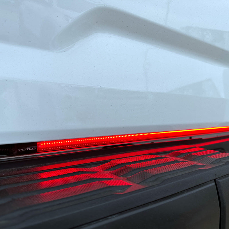 Putco 2024+ Ford F150 w/Factory Halogen Tail Light 60in Blade Tailgate Light Bar Plug-N-Play