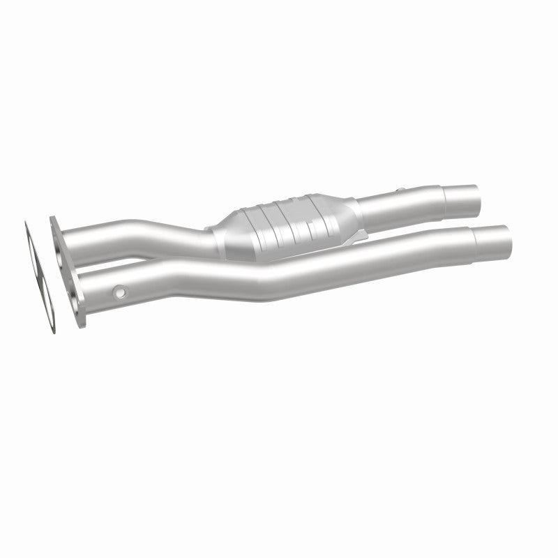 MagnaFlow 96-99 Chevy C2500 Suburban 7.4L Direct Fit Converter