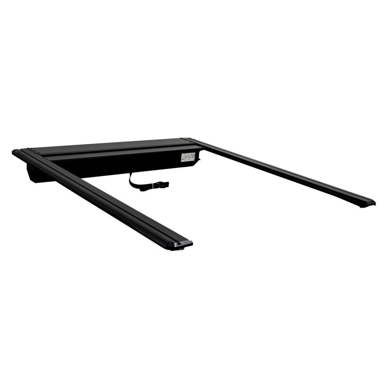 Westin 19-26 GM Silverado/Sierra 2500/3500 6ft 6in Bed Manual Retractable Tonneau Cover - Black