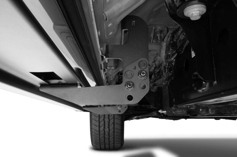 RealTruck 19-26 Ram 1500 Crew Cab Traxio 5in Nerf Bars - Textured Black