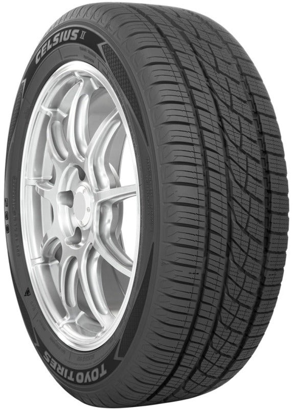 Toyo Celsius II Tire - 265/70R17 115S CS2 TL