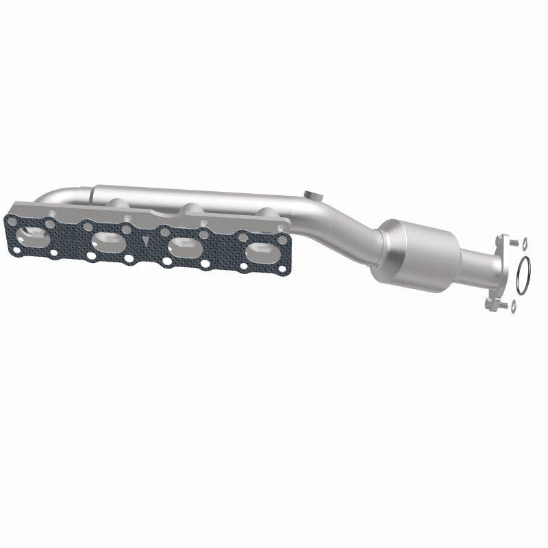 MagnaFlow 2004 Nissan Titan 5.6L Direct Fit Converter