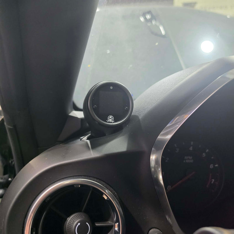SMG 2016+ Camaro defrost mount single gauge pod installed