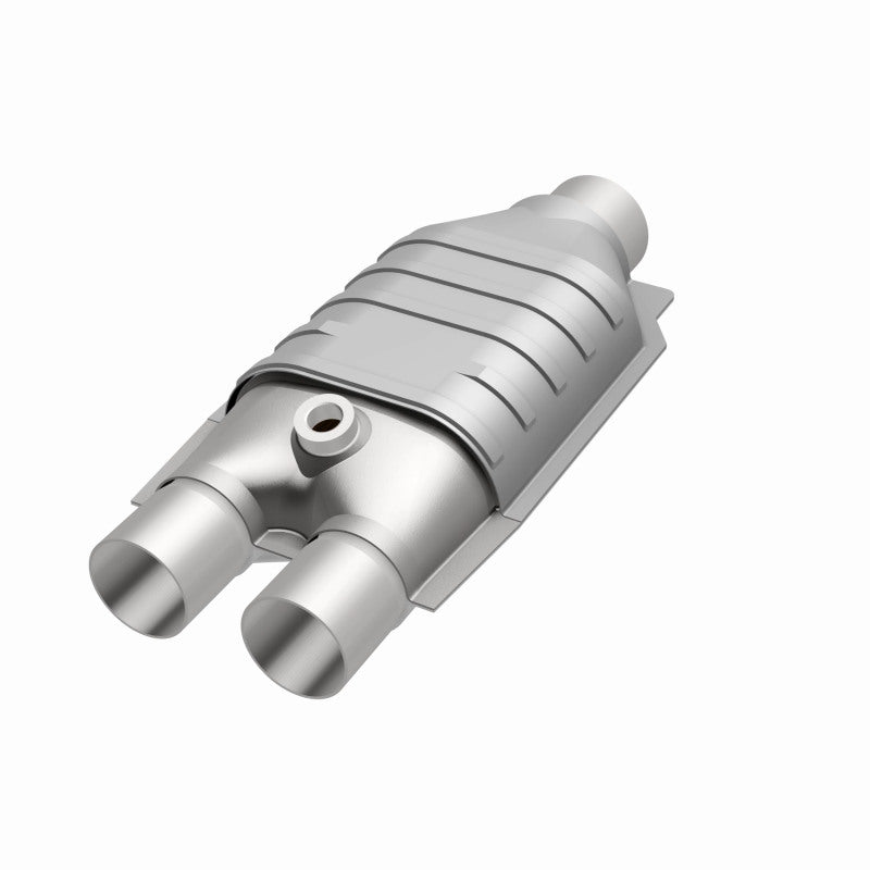 MagnaFlow Universal Catalytic Converter 2/3 D/S Single O2 Boss