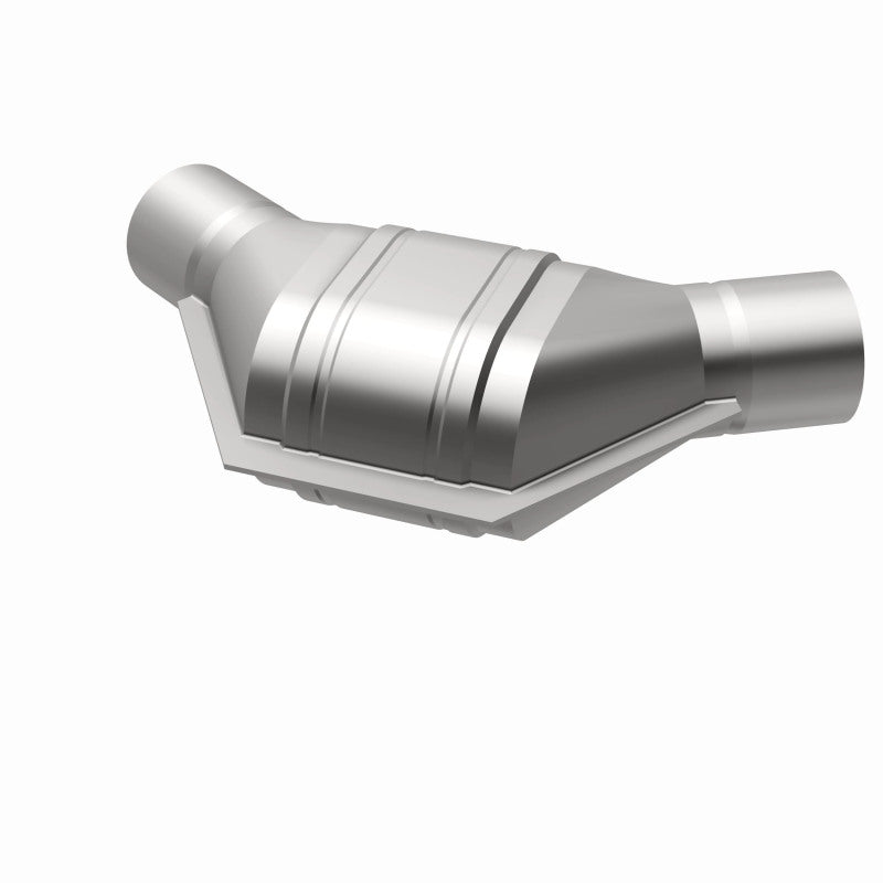 MagnaFlow Universal Catalytic Converter 2.50inch Angled In/Out FED