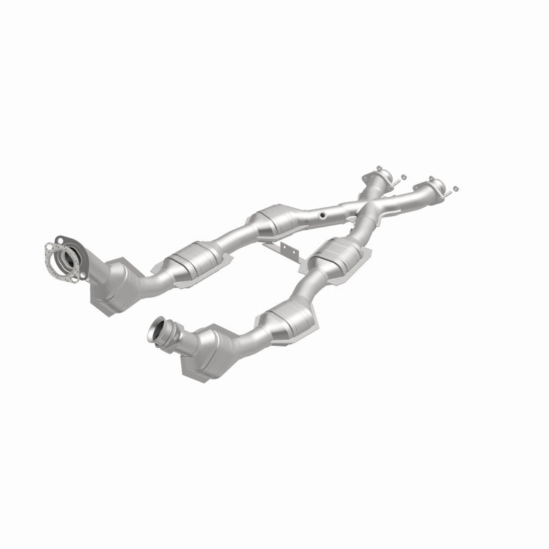 MagnaFlow Direct Fit Catalytic Converter 96-98 Mustang 4.6L 6-Cats