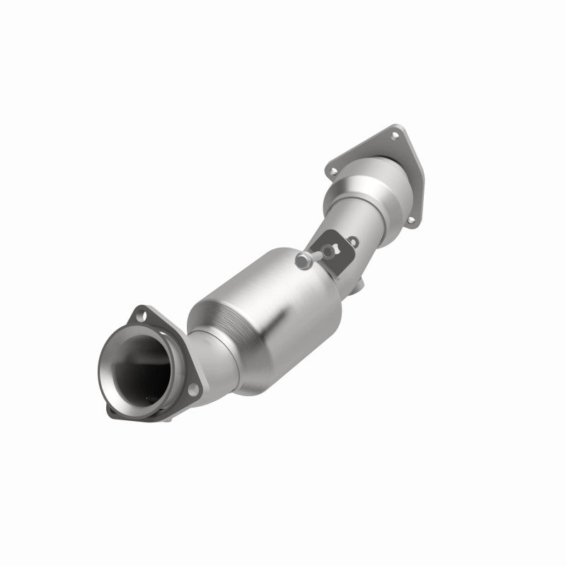 MagnaFlow Direct Fit Catalytic Converter 04-07 VW Touareg 4.2L Driver Side
