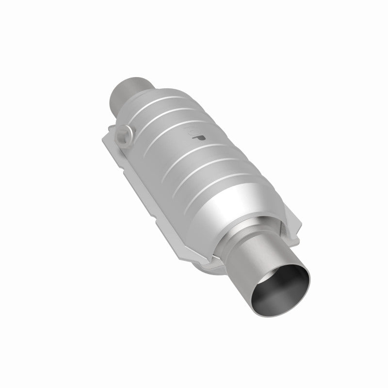 MagnaFlow Universal Catalytic Converter 2.00 OEM Angled O2