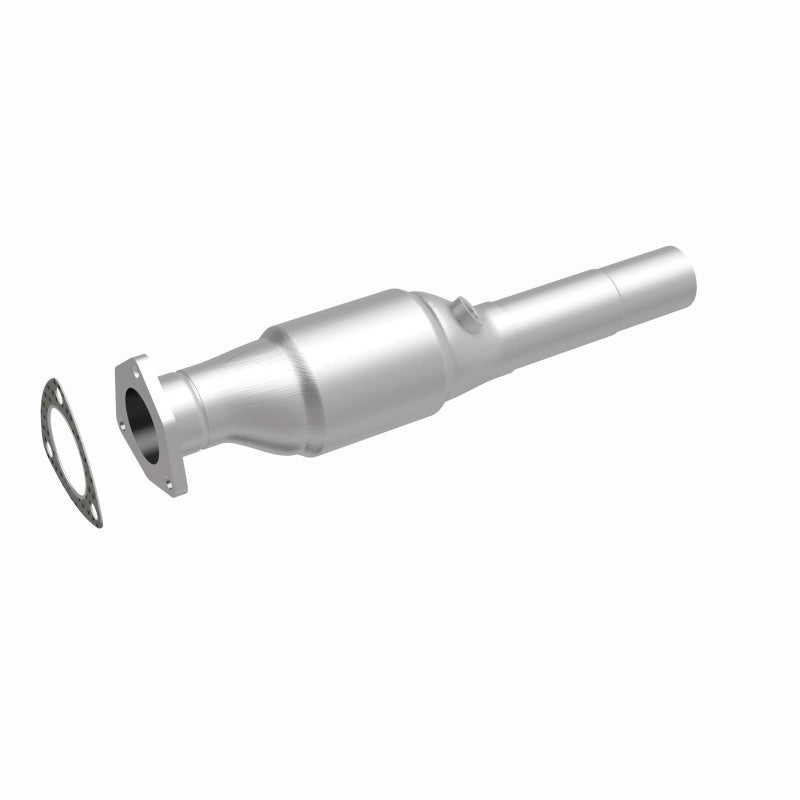 MagnaFlow Direct Fit Catalytic Converter VW Cabrio/Jetta 2.0L 96-98