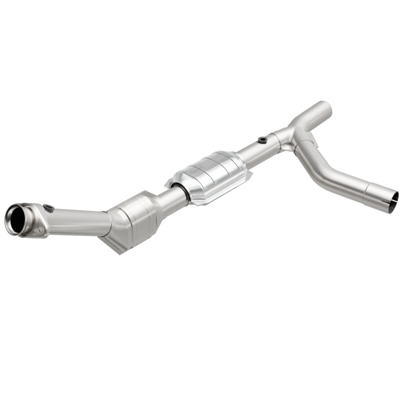 MagnaFlow Direct Fit Catalytic Converter 00-04 Ford E150 4.6L P/S