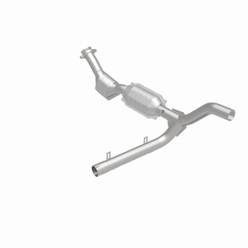 MagnaFlow Direct Fit Catalytic Converter 97-98 Ford F-150 Pickup 4.2L P/S 4WD