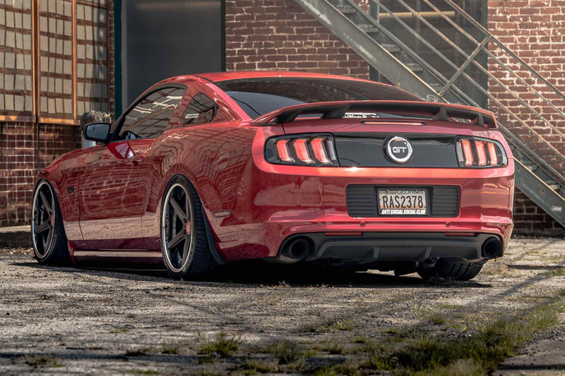 XB LED Tail Lights: Ford Mustang (13-14) (Pair / Facelift / Red)