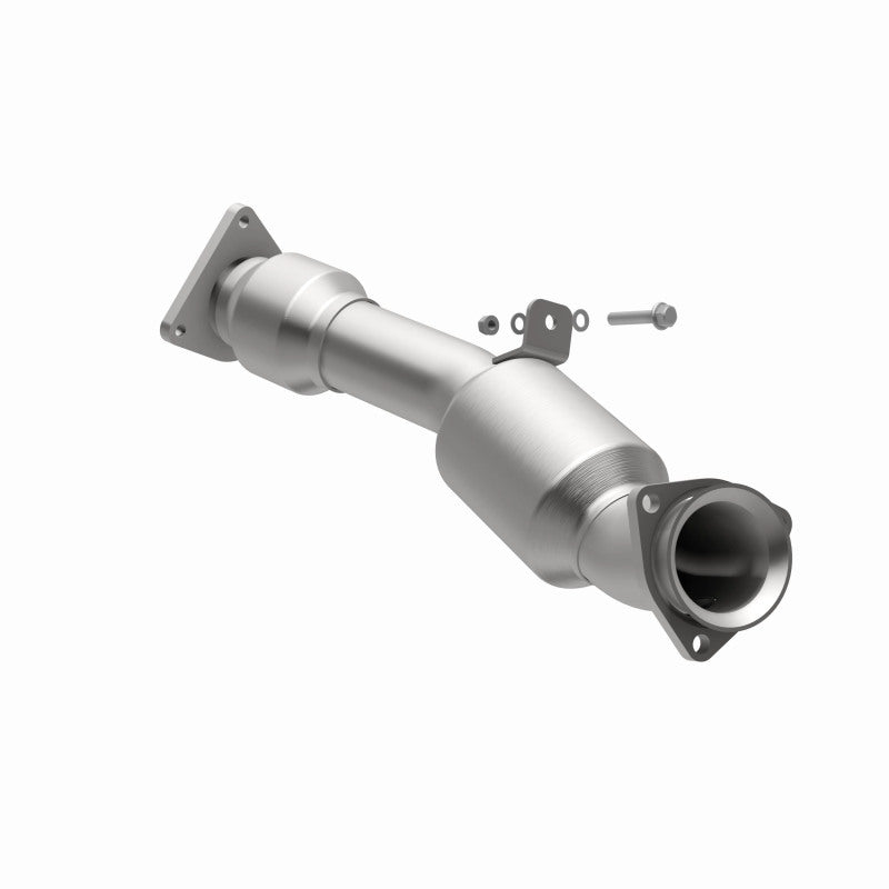 MagnaFlow Direct Fit Catalytic Converter 04-07 VW Touareg 4.2L Driver Side