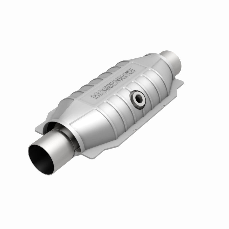 MagnaFlow Universal Catalytic Converter 2.5 OBDII Rear Mid-Bed 02