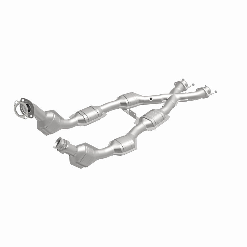MagnaFlow Direct Fit Catalytic Converter 96-98 Mustang 4.6L 6-Cats