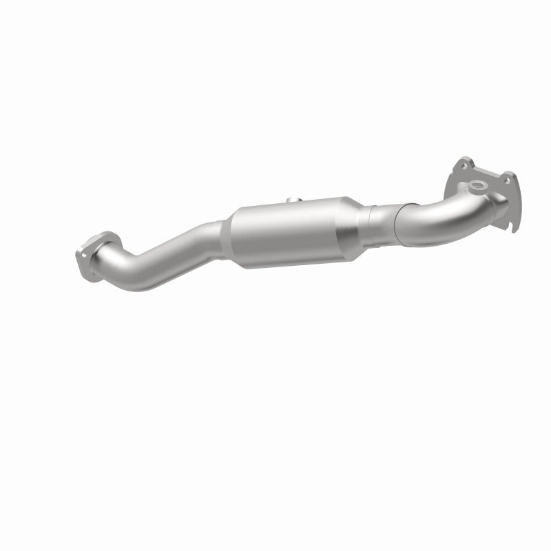 MagnaFlow Direct Fit Catalytic Converter 15-19 Ram 1500 3.6L OEM Grade Fed/EPA Compliant Manifold