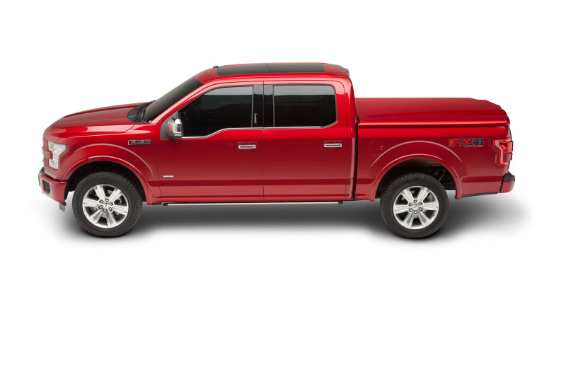 UnderCover 17-18 Chevy Silverado 1500 (19 Legacy) 5.8ft Elite LX Bed Cover - Gasoline Elite