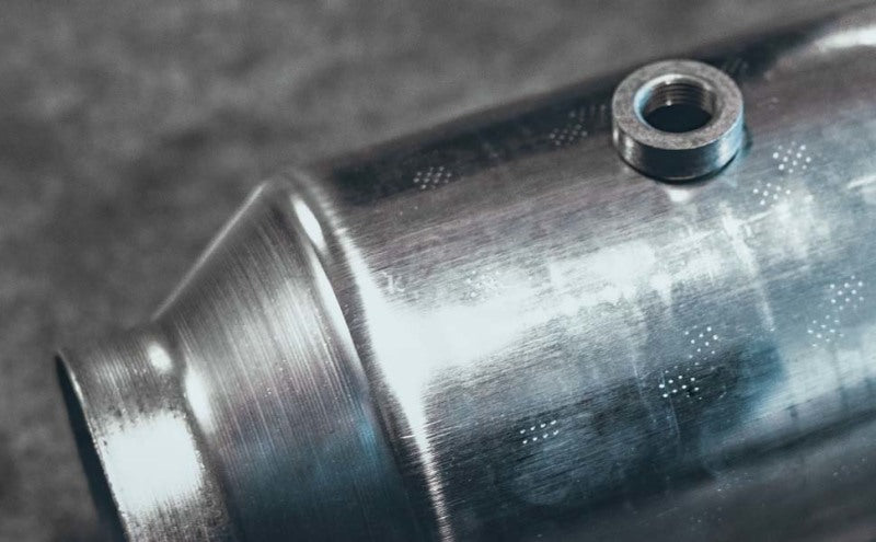 MagnaFlow Universal Catalytic Converter 2.00 Front Spun