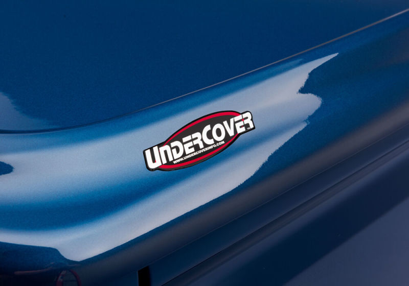 UnderCover 14-18 GMC Sierra 1500 (19 Limited) / 15-19 2500/3500 HD 6.5ft Lux Bed Cover - Gasoline