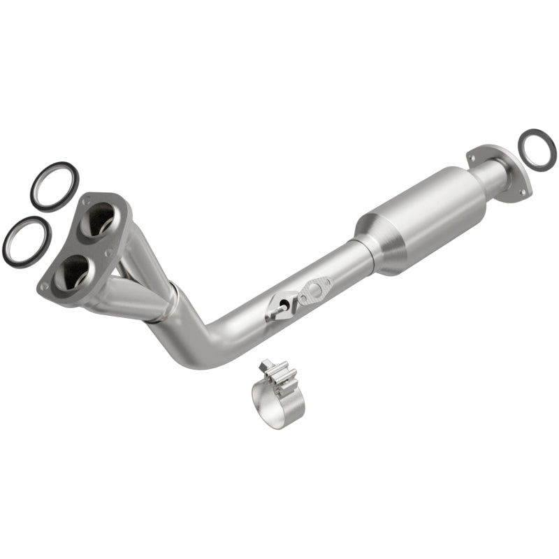MagnaFlow Direct Fit Catalytic Converter California Grade 96-98 Toyota 4Runner 2.7L