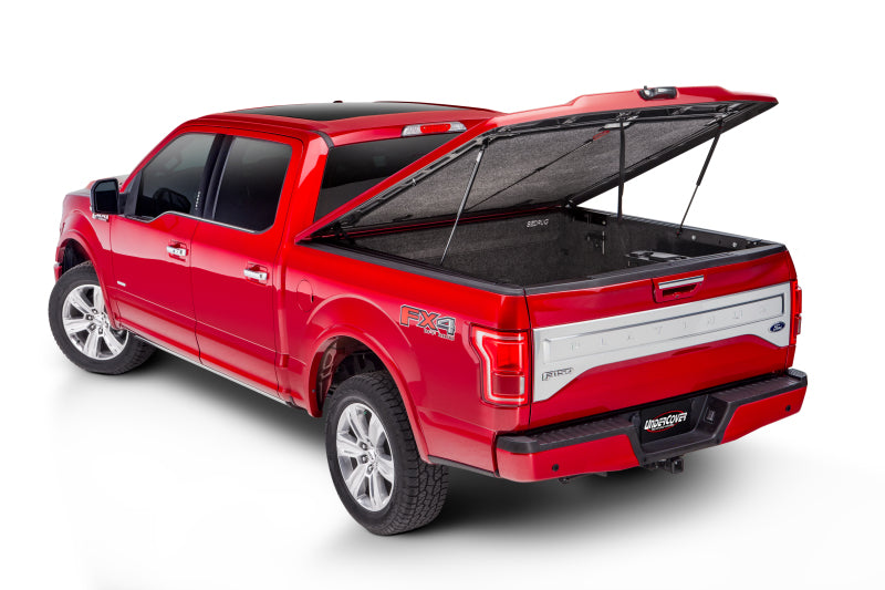 UnderCover 17-18 Chevy Silverado 1500 (19 Legacy) 5.8ft Elite LX Bed Cover - Gasoline Elite