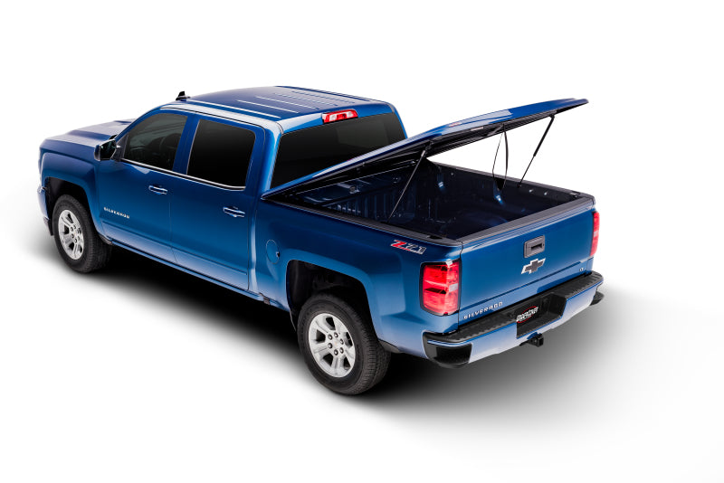 UnderCover 2018 Chevy Silverado (19 Legacy) 5.8ft Lux Bed Cover - Glory Red