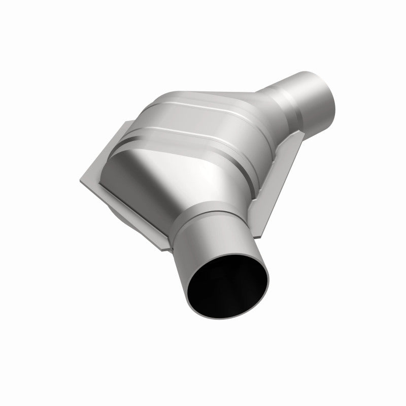 MagnaFlow Universal Catalytic Converter 2.50inch Angled In/Out FED
